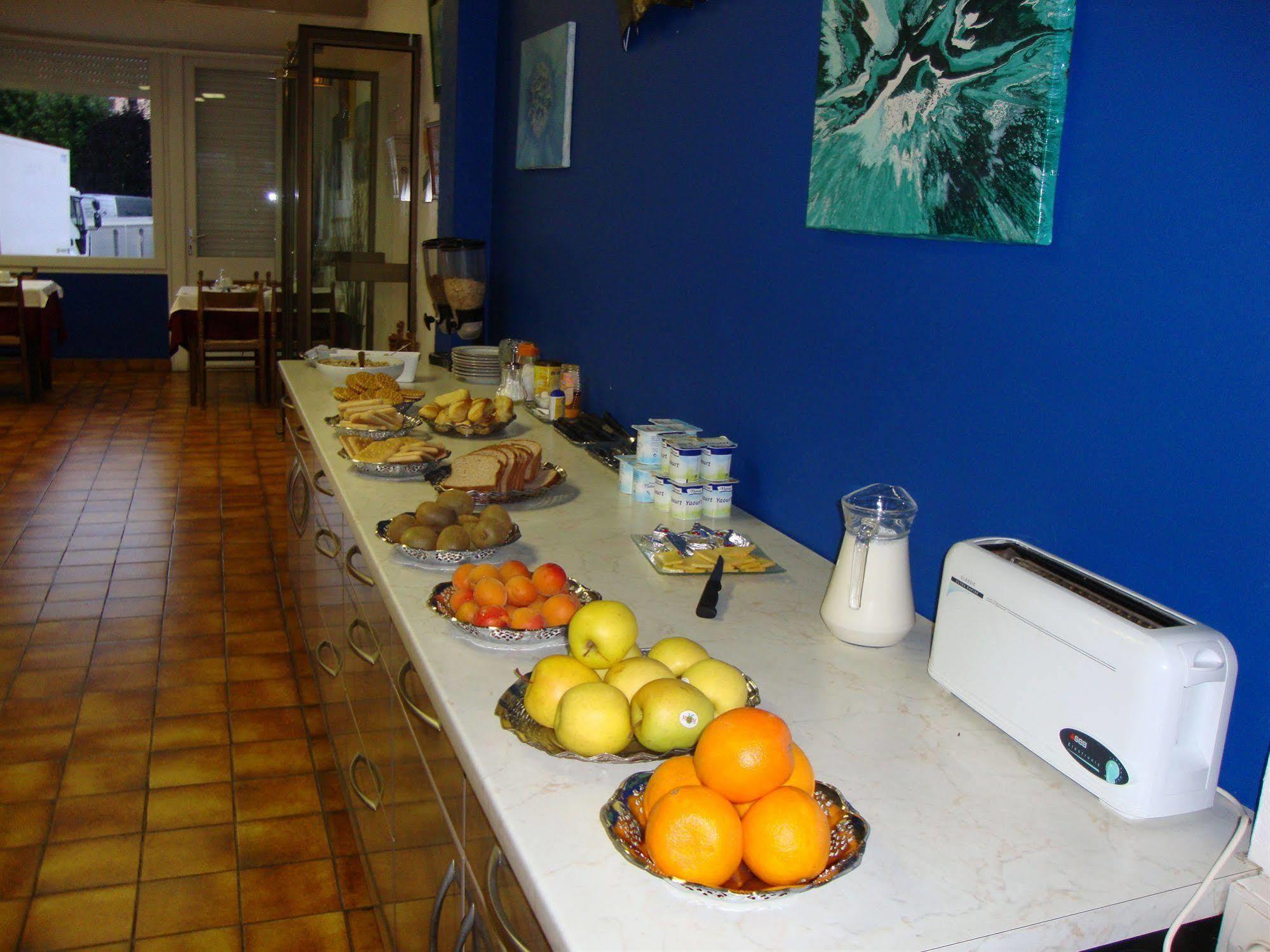 Au Petit Languedoc Hotel 2*